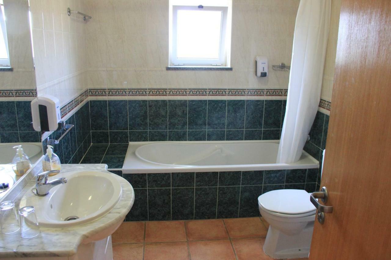 Apartment Vila Mos In Porto Mos Beach Lagos Zewnętrze zdjęcie